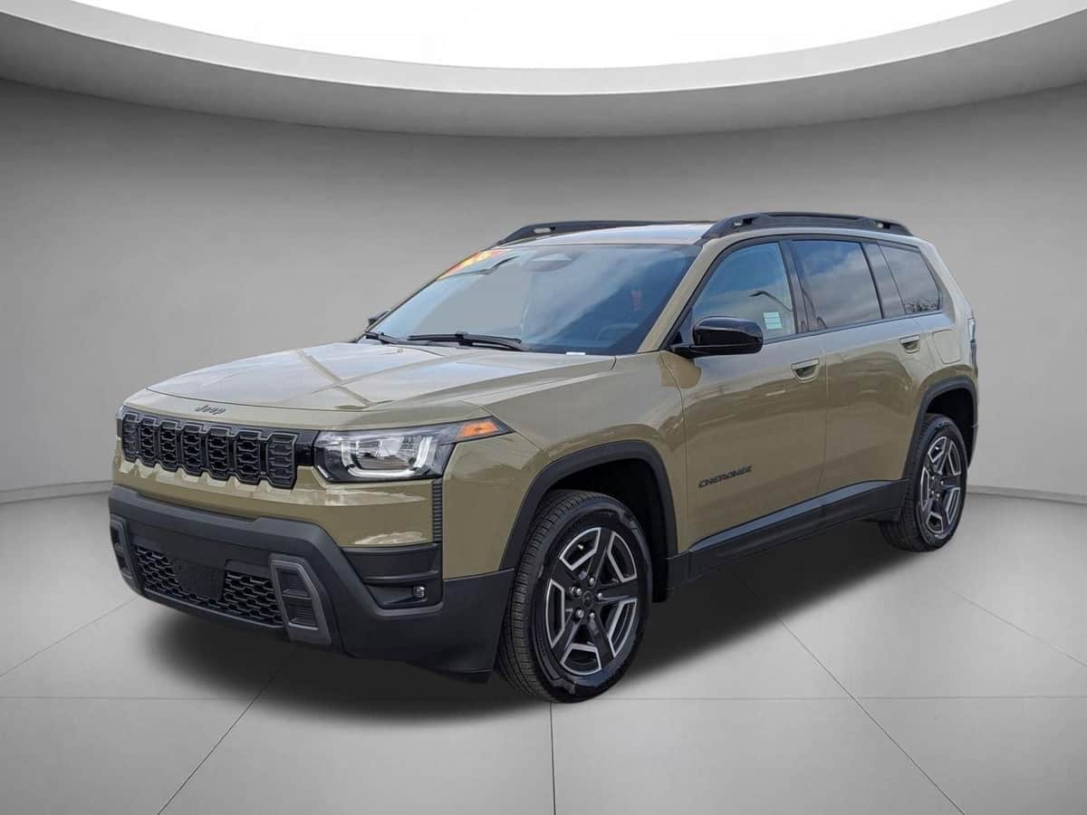 2026 Jeep Cherokee Laredo