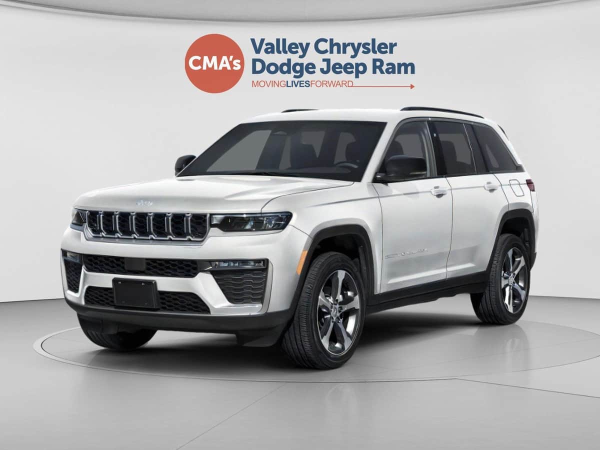 2026 Jeep Grand Cherokee Laredo Altitude