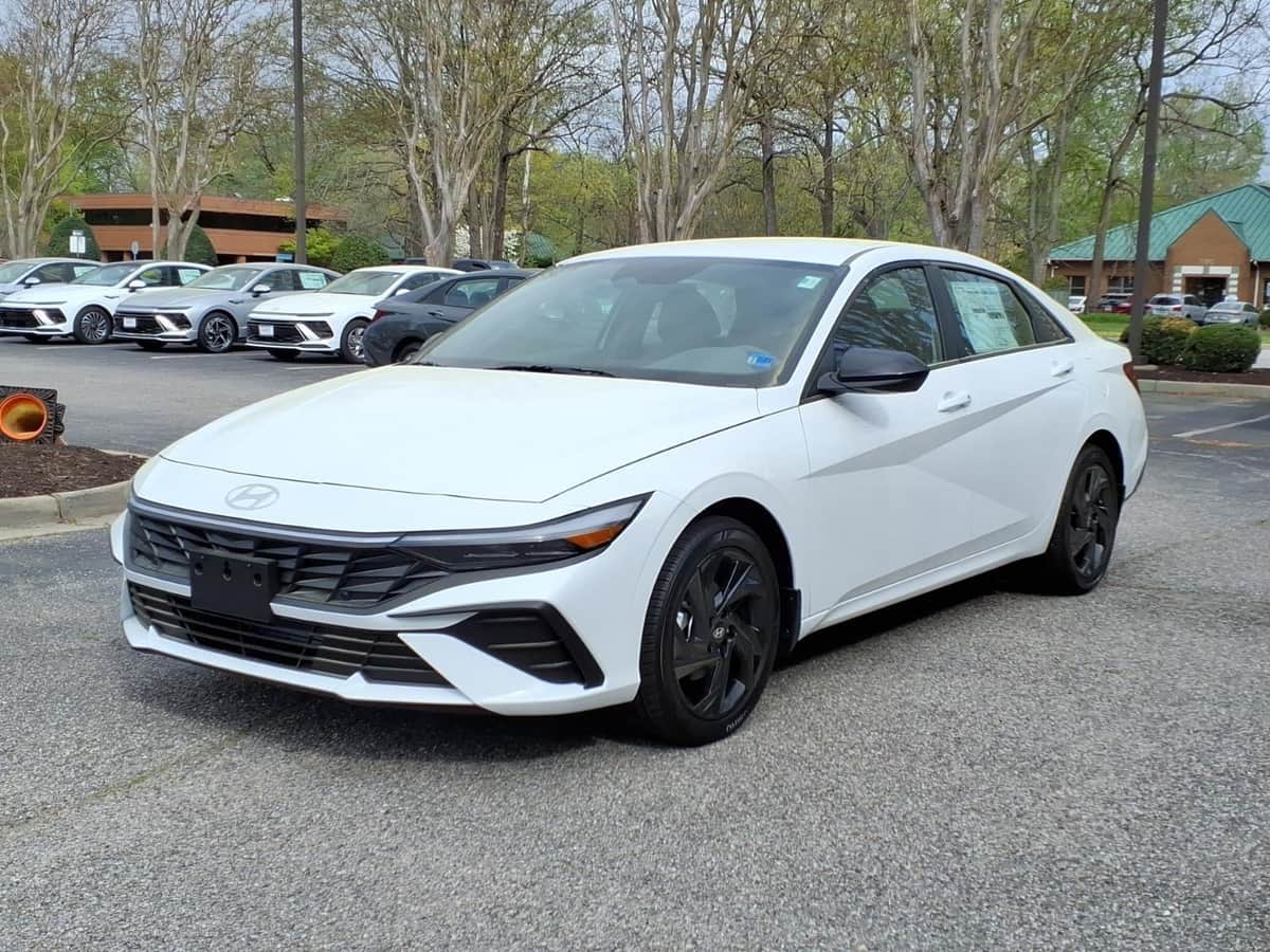 2026 Hyundai Elantra SEL Sport