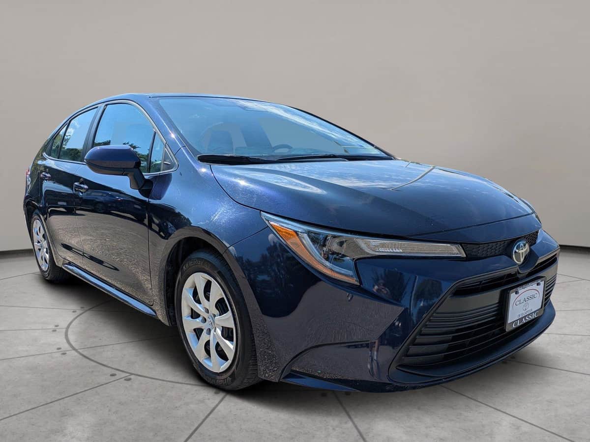 2025 Toyota Corolla LE