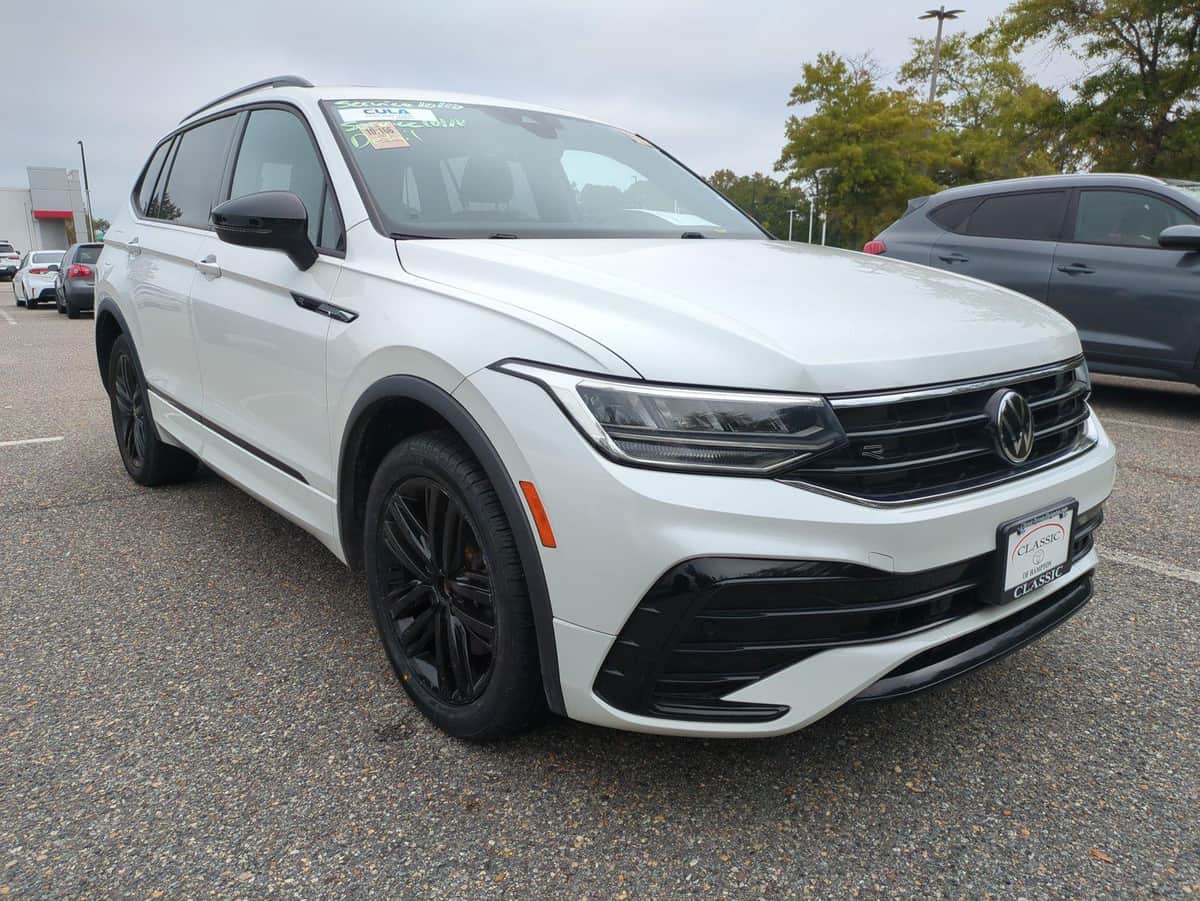 2022 Volkswagen Tiguan Se R-Line Black