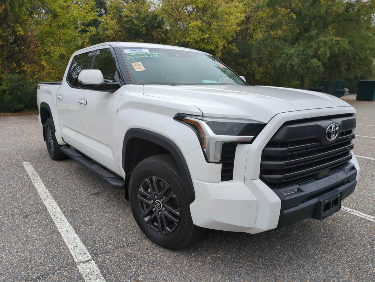 2023 Toyota Tundra SR5