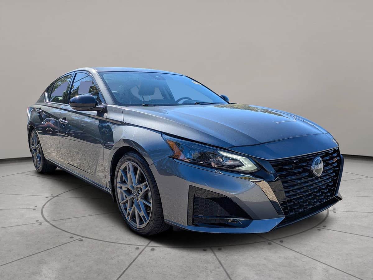 2024 Nissan Altima 2.0 Sr