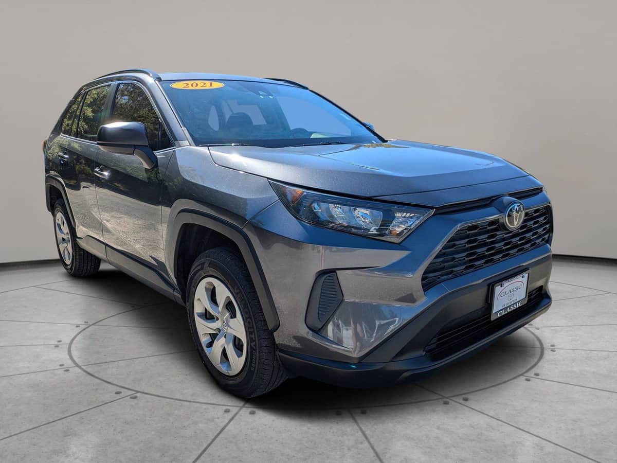 2021 Toyota RAV4 LE