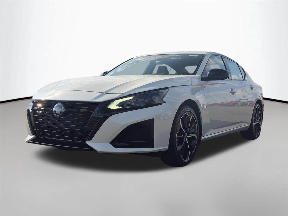 2026 Nissan Altima SR