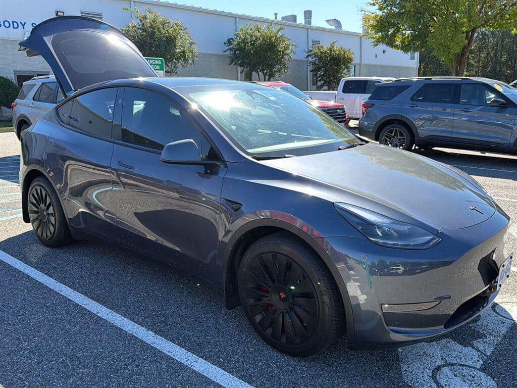 2023 Tesla Model Y Long Range