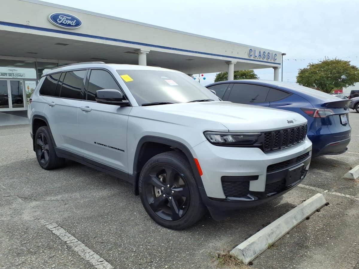 2023 Jeep Grand Cherokee L Altitude