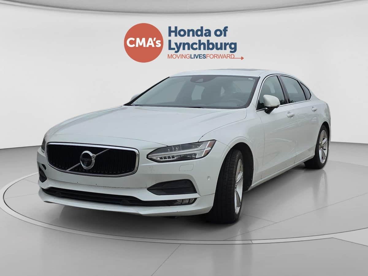 2018 Volvo S90 Momentum