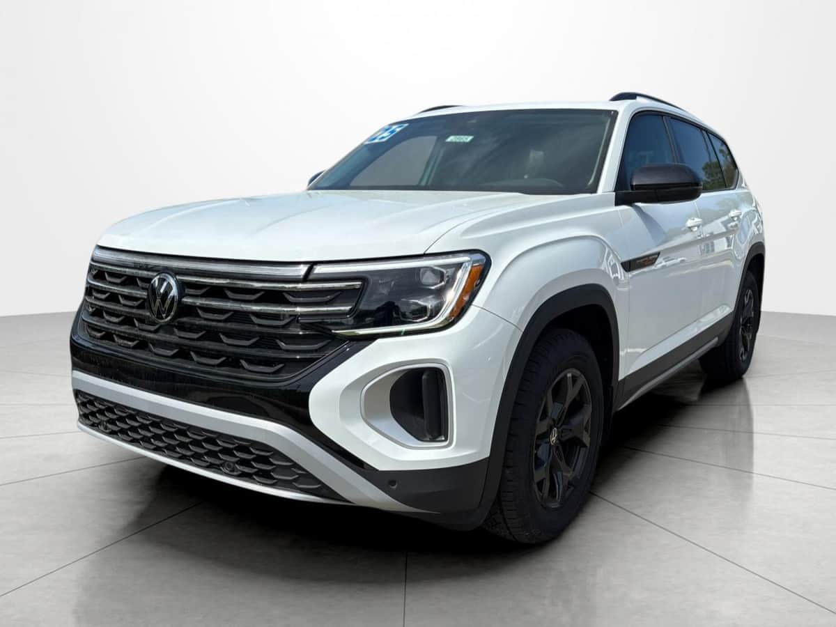 2025 Volkswagen Atlas 2.0t Peak Edition