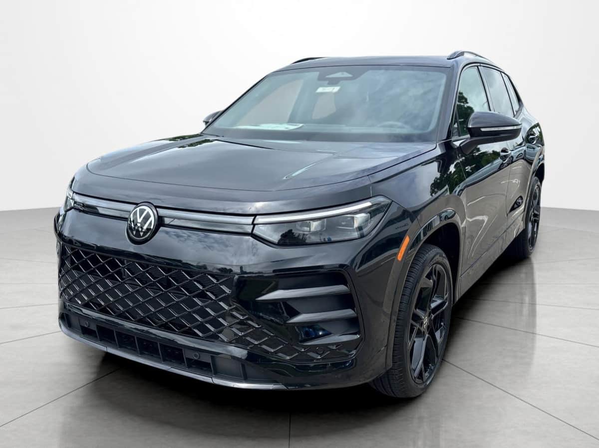 2026 Volkswagen Tiguan Se R-Line Black