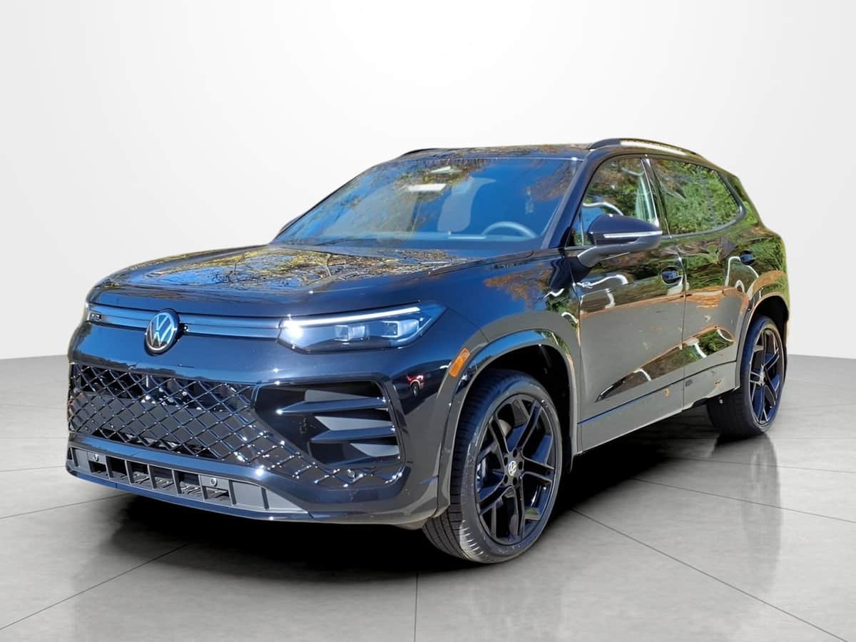 2026 Volkswagen Tiguan Se R-Line Black