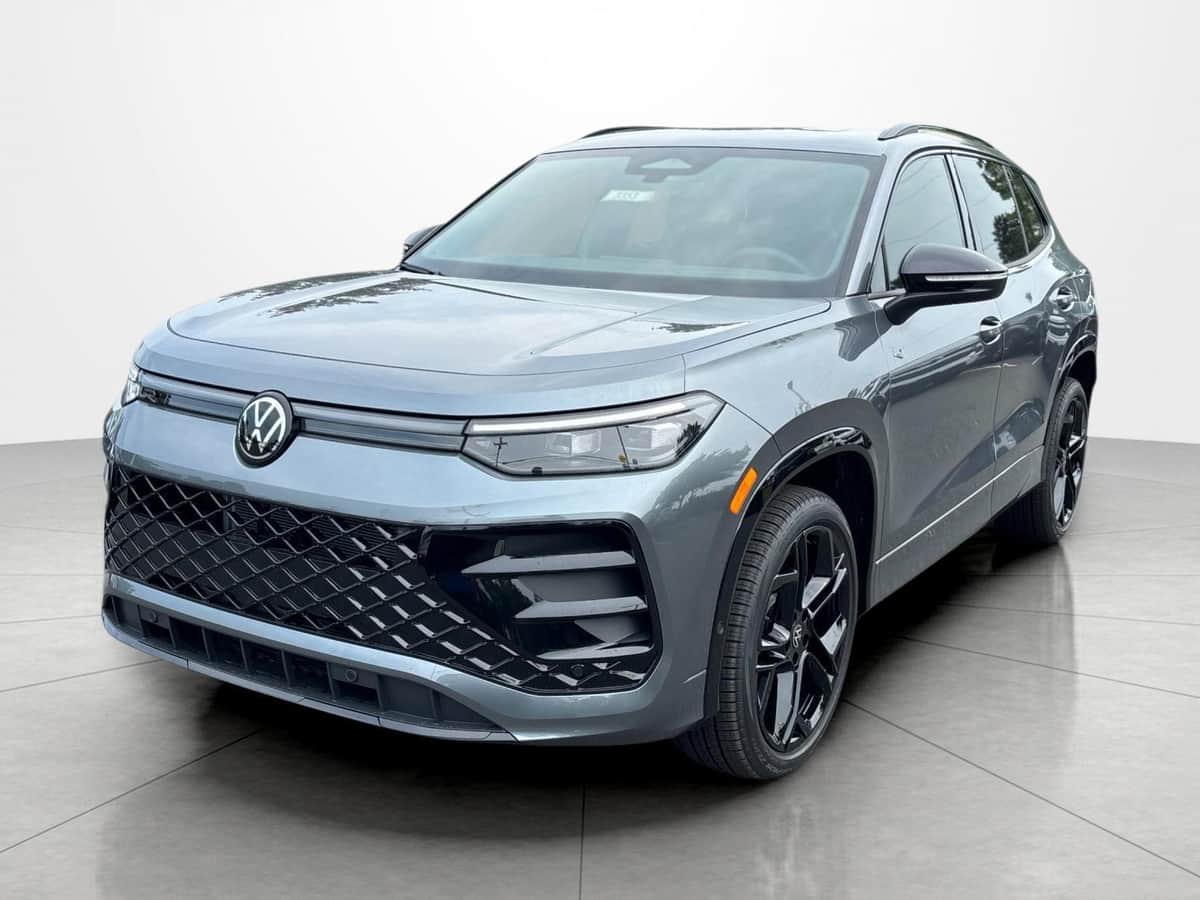 2026 Volkswagen Tiguan Se R-Line Black