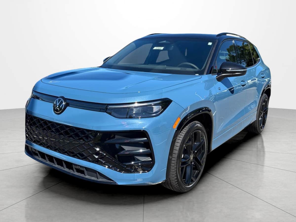 2026 Volkswagen Tiguan Se R-Line Black