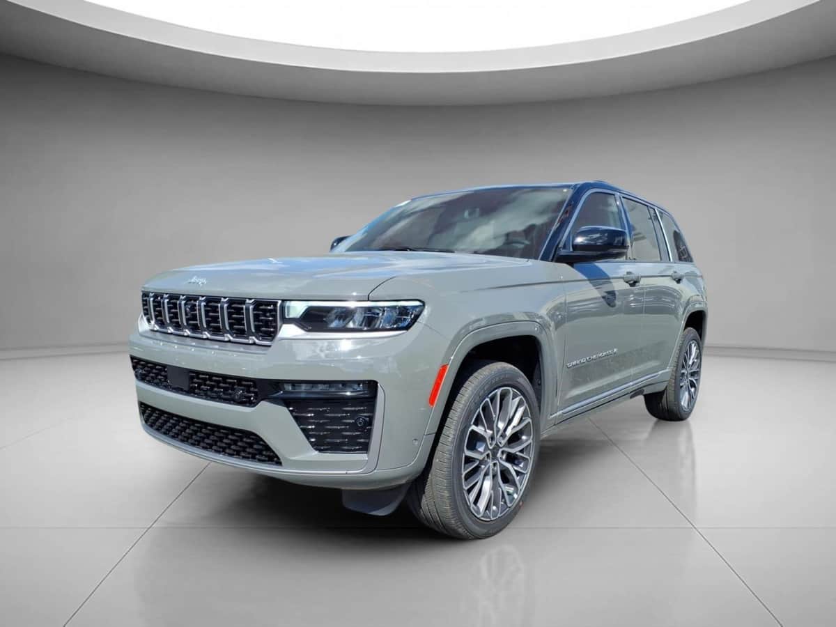 2027 Jeep Grand Cherokee Summit