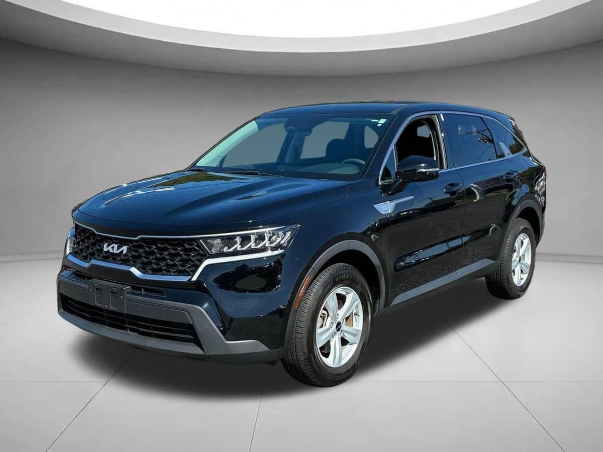 2022 Kia Sorento LX
