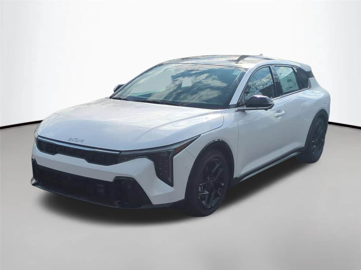 2027 Kia K4 GT-Line Turbo