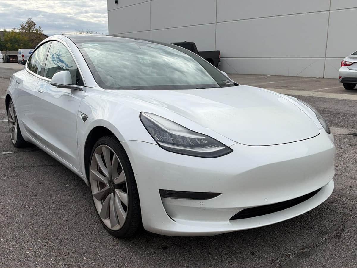 2019 Tesla Model 3 Performance