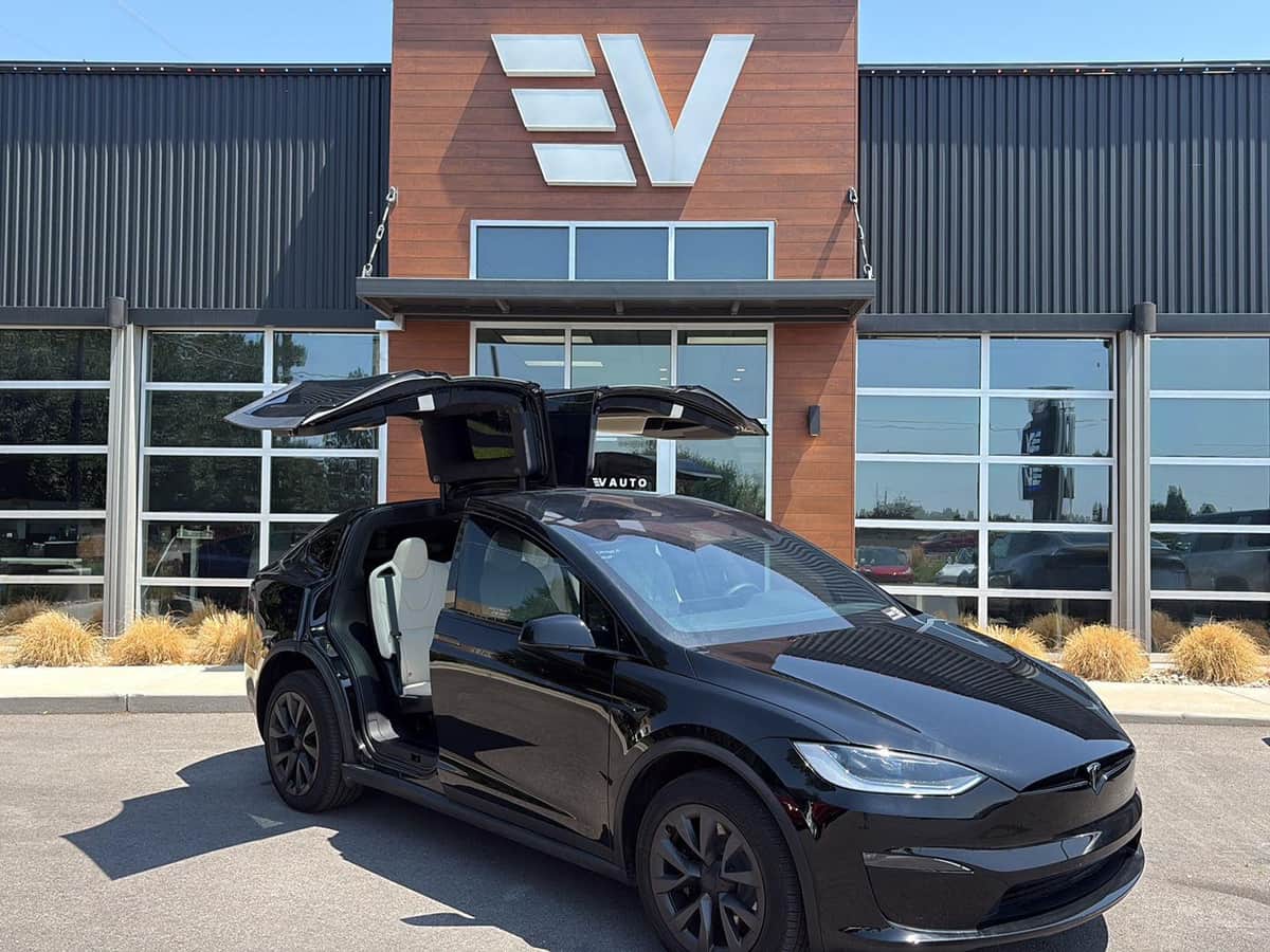 2025 Tesla Model X AWD