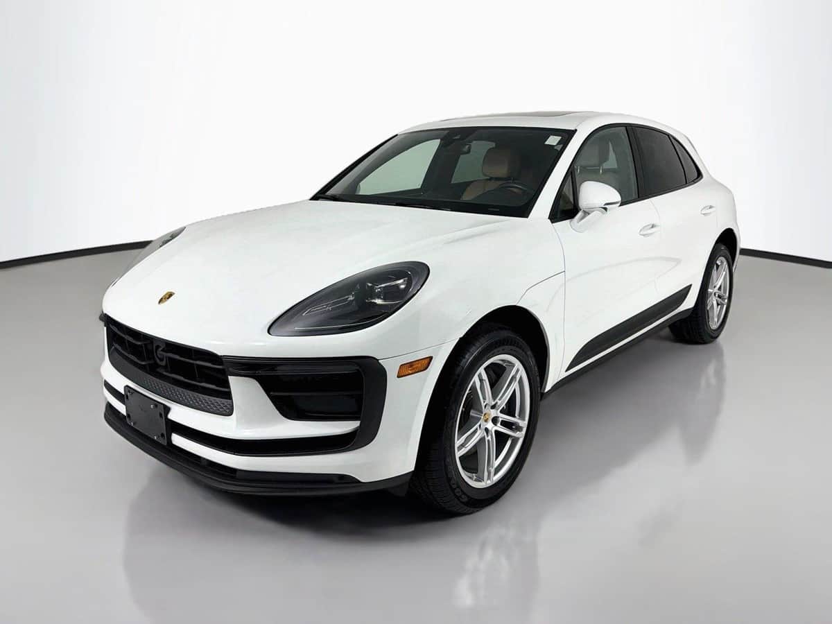 2023 Porsche Macan T
