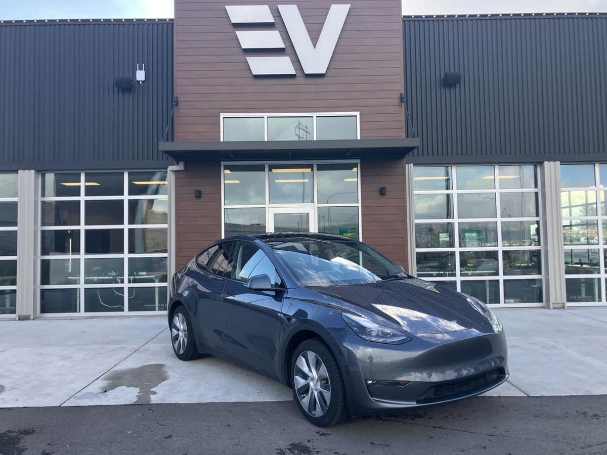 2023 Tesla Model Y RWD
