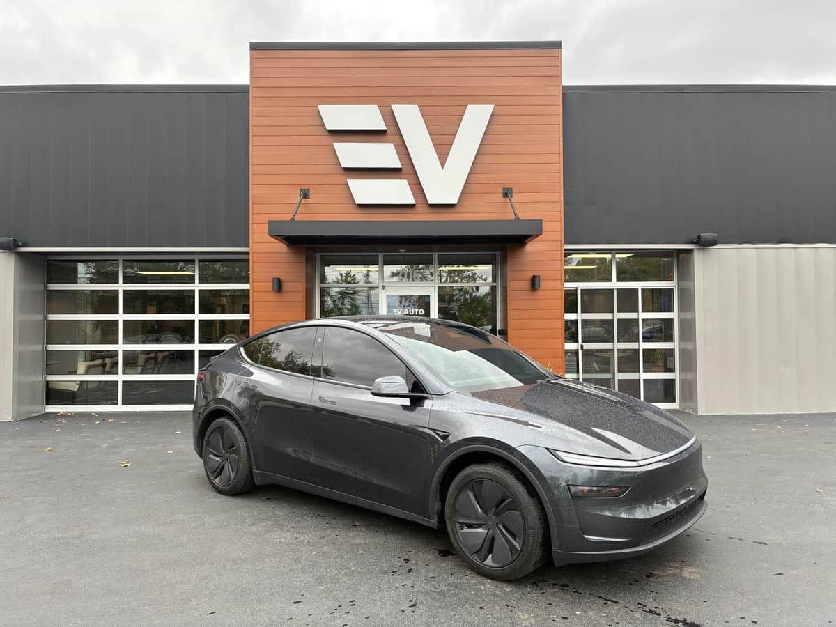 2026 Tesla Model Y Premium