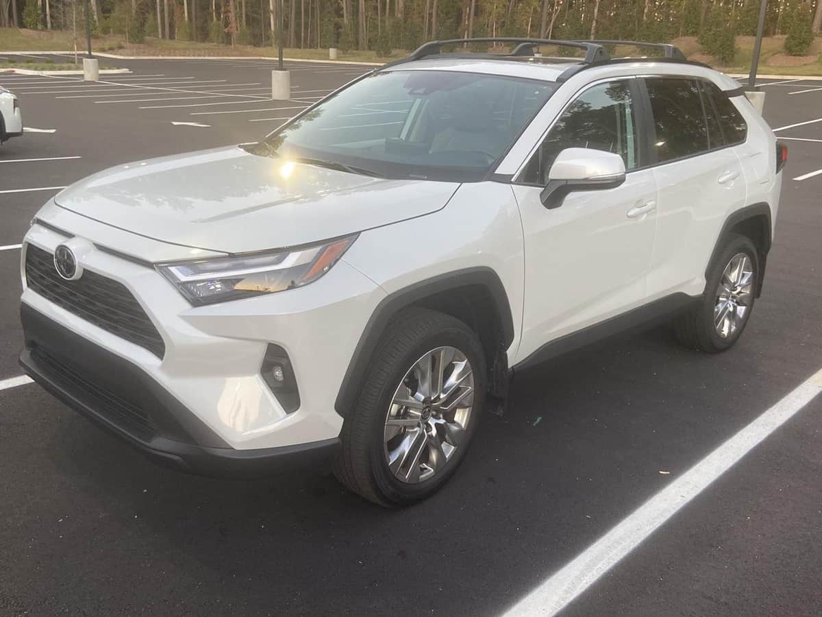 2025 Toyota RAV4 XLE Premium
