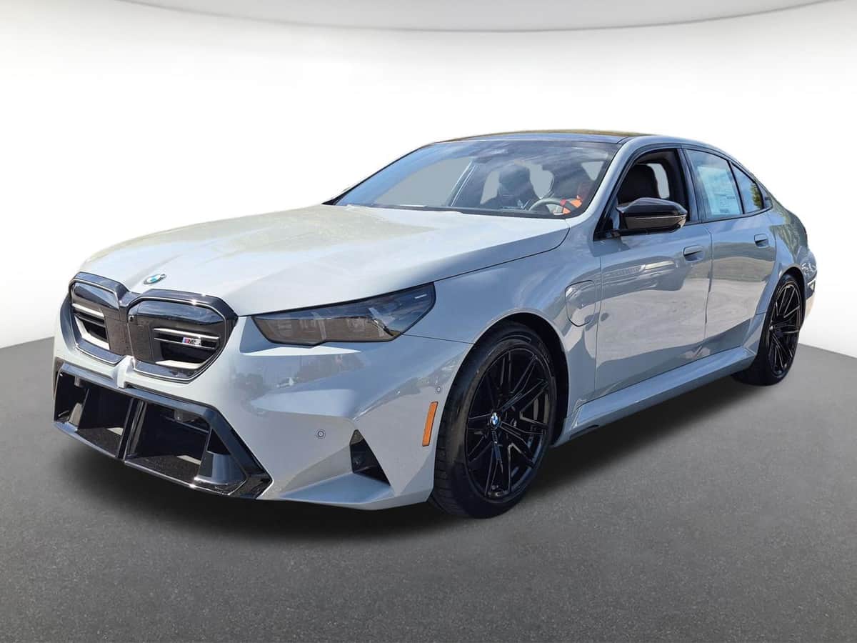 2027 BMW M5 M5