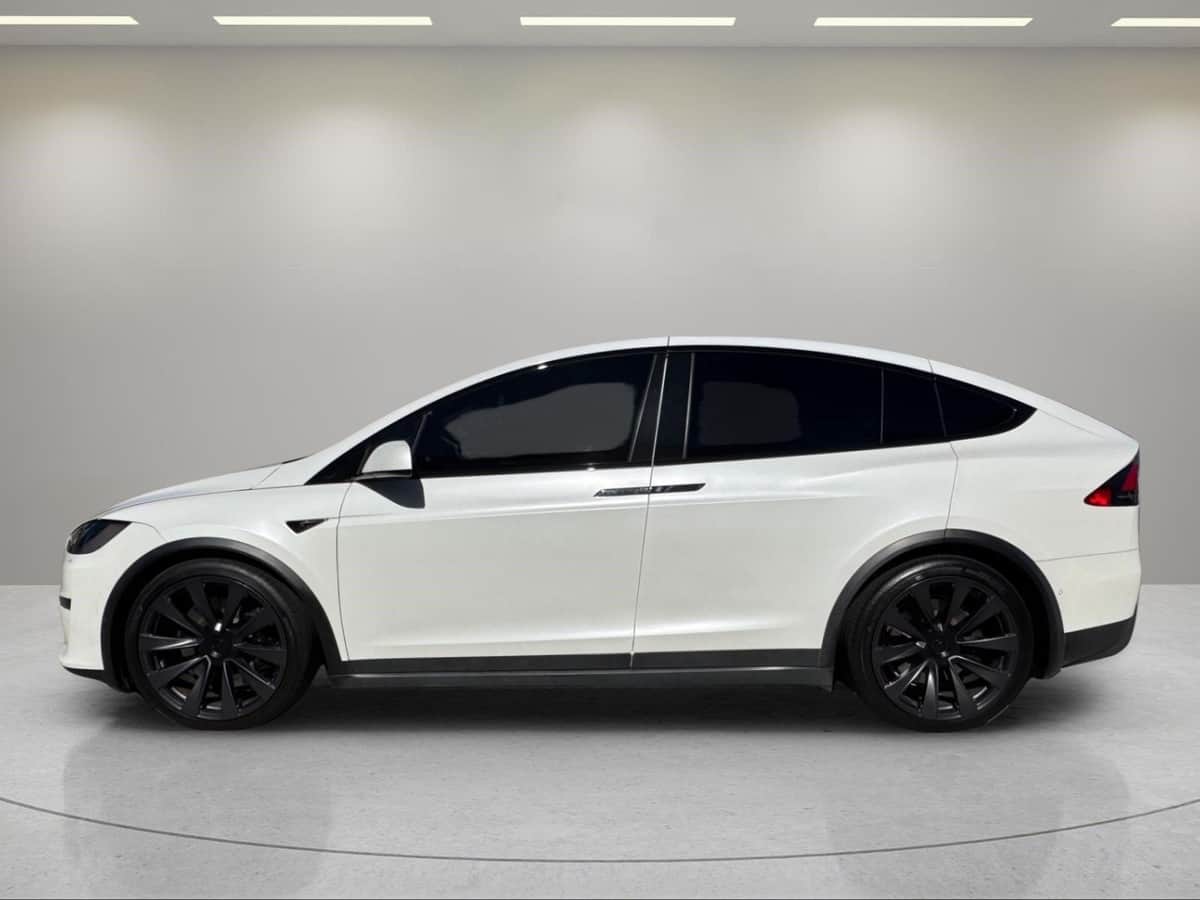 2022 Tesla Model X Plaid