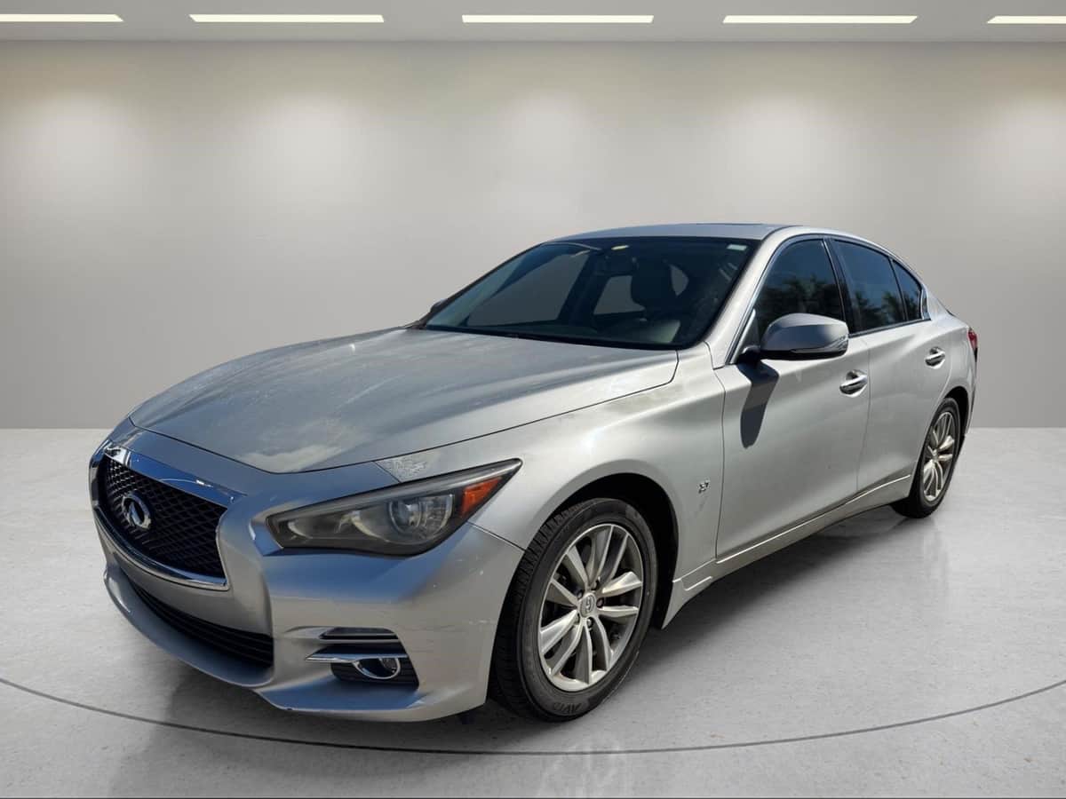 2015 INFINITI Q50 Premium