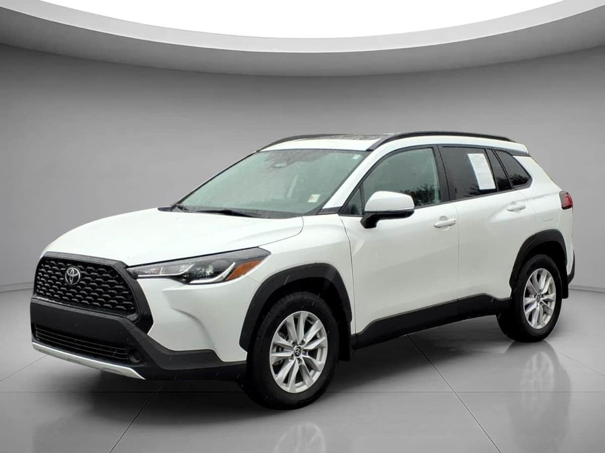 2024 Toyota Corolla Cross LE