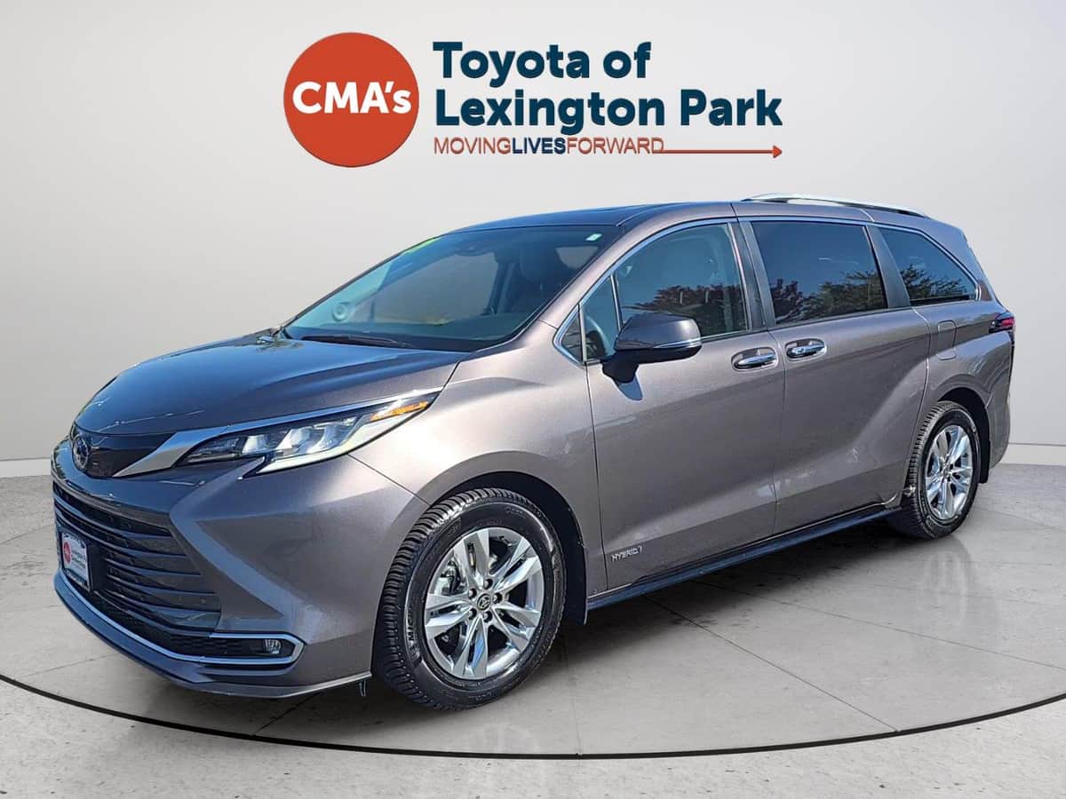 2021 Toyota Sienna Limited 7-Passenger
