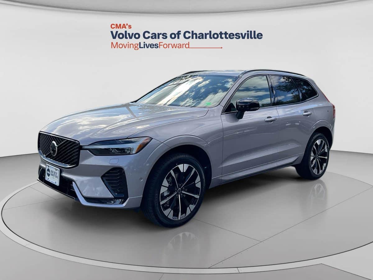 2026 Volvo XC60 PLUS