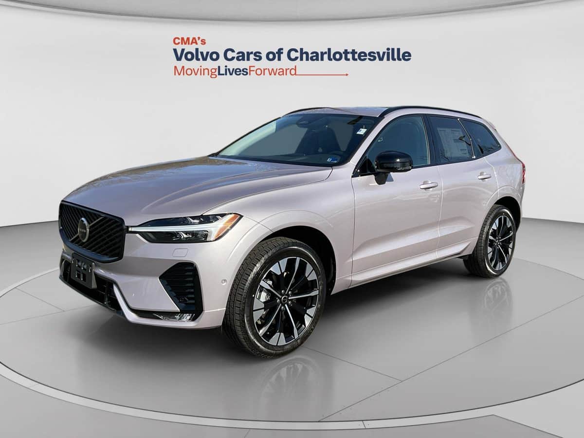 2026 Volvo XC60 PLUS