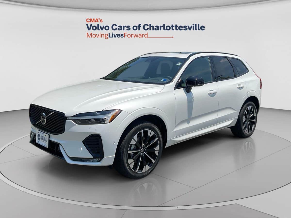 2026 Volvo XC60 PLUS