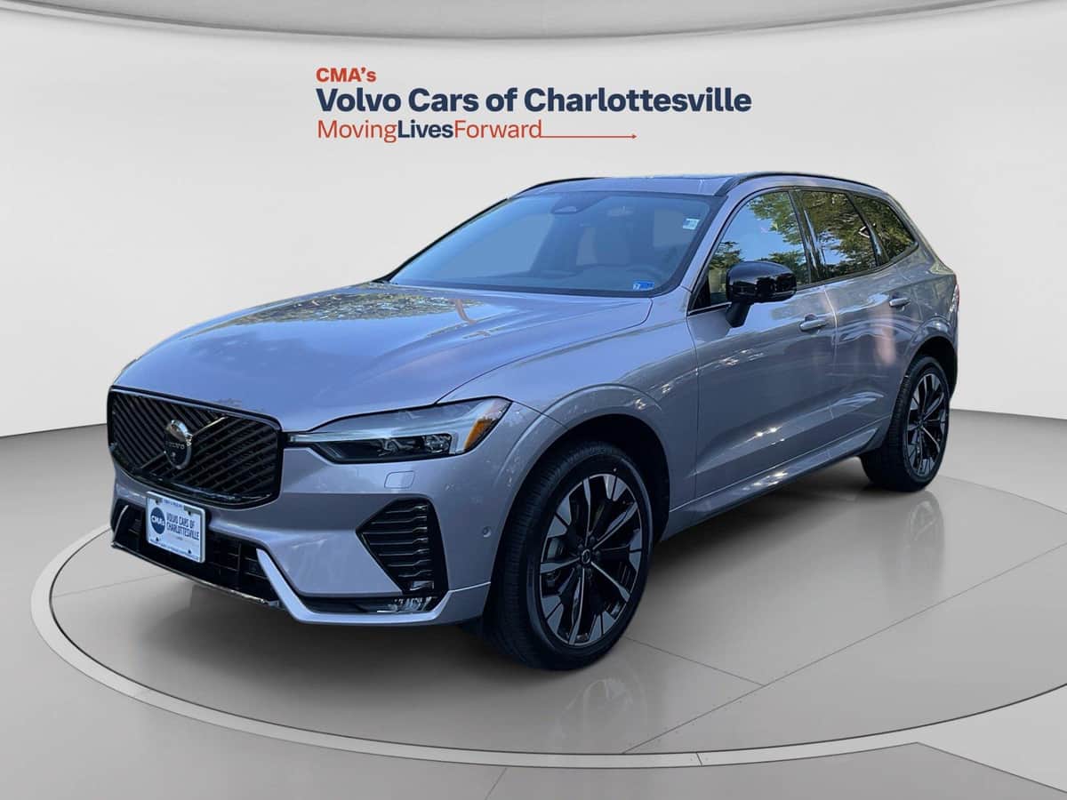 2026 Volvo XC60 PLUS