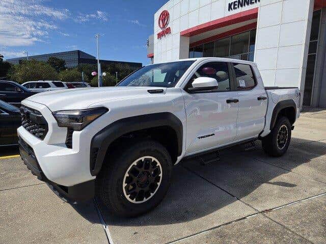 2026 Toyota Tacoma Hybrid Trd Off-Road Hv