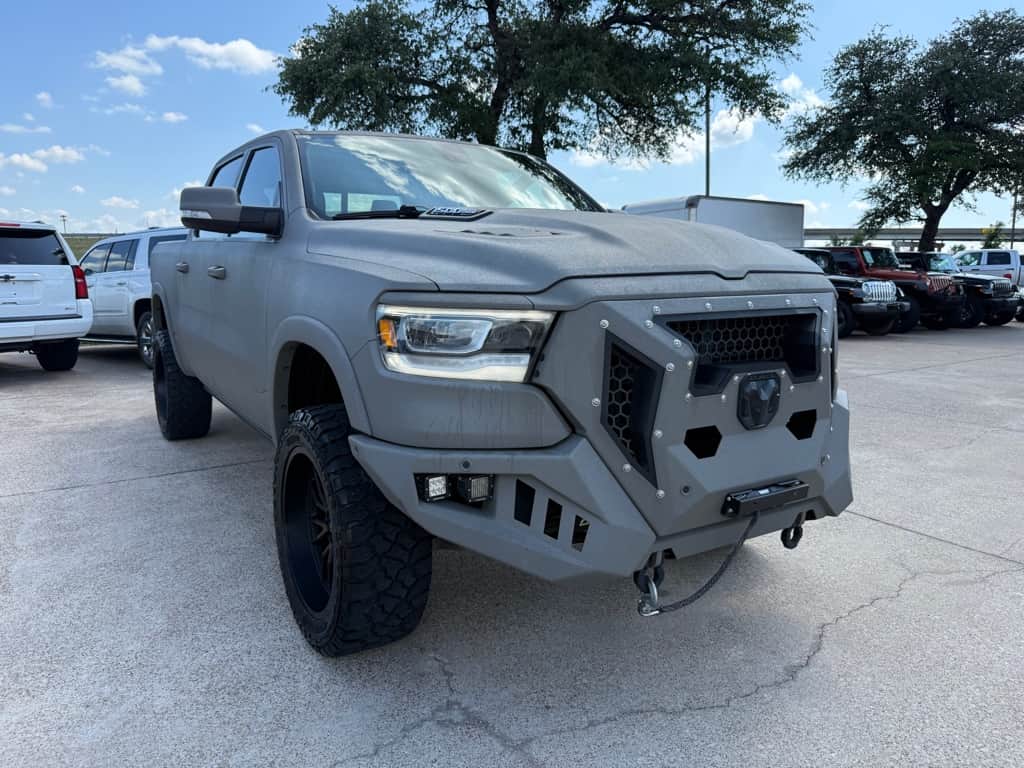 2020 Ram 1500 Laramie Crew Cab 4x4 5'7'' Box