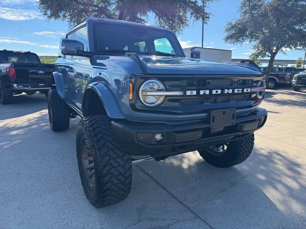 2024 Ford Bronco Outer Banks