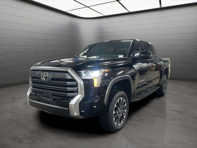 2026 Toyota Tundra Limited Crewmax 5.5 Bed (Natl)