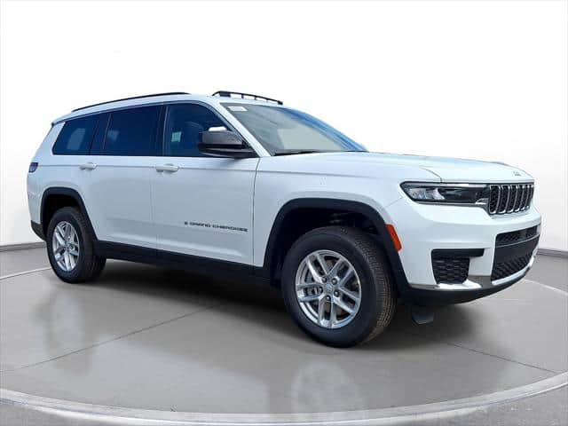 2026 Jeep Grand Cherokee L Laredo X 4x4