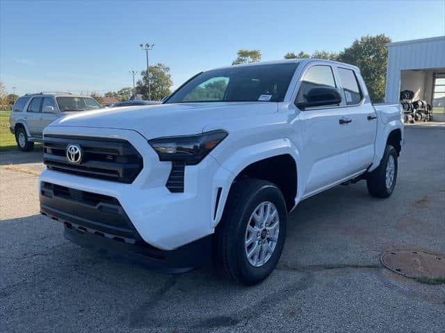 2026 Toyota Tacoma Sr Double Cab 5 Bed At (Natl)