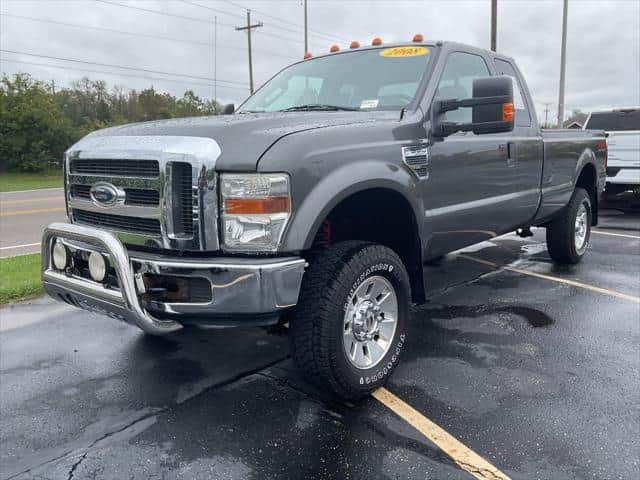 2008 Ford F-350 4WD SuperCab 142'' XLT