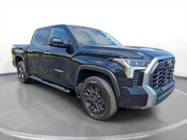 2023 Toyota Tundra Limited Crewmax 5.5 Bed (Natl)
