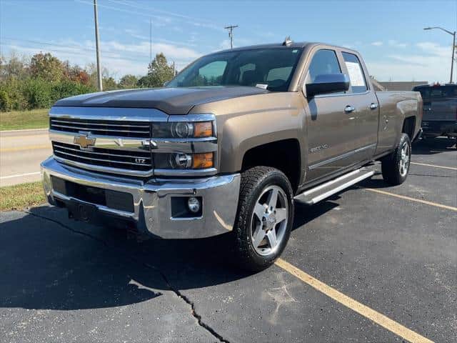 2015 Chevrolet Silverado 2500HD 4WD Double Cab 158.1'' LTZ