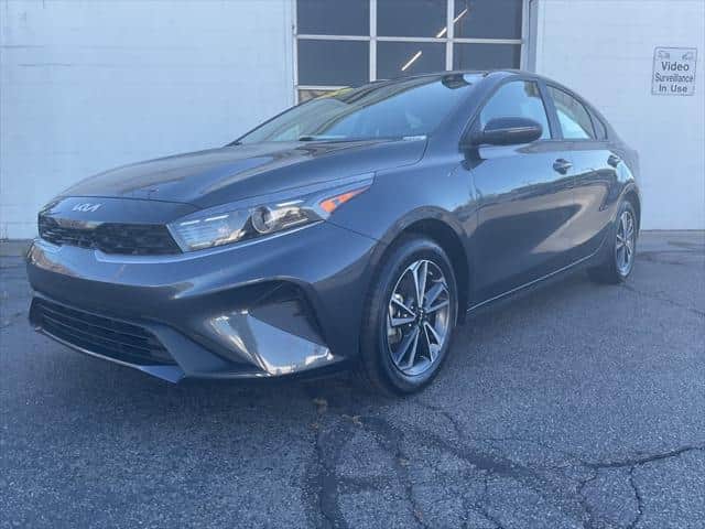 2024 Kia Forte Lxs Ivt