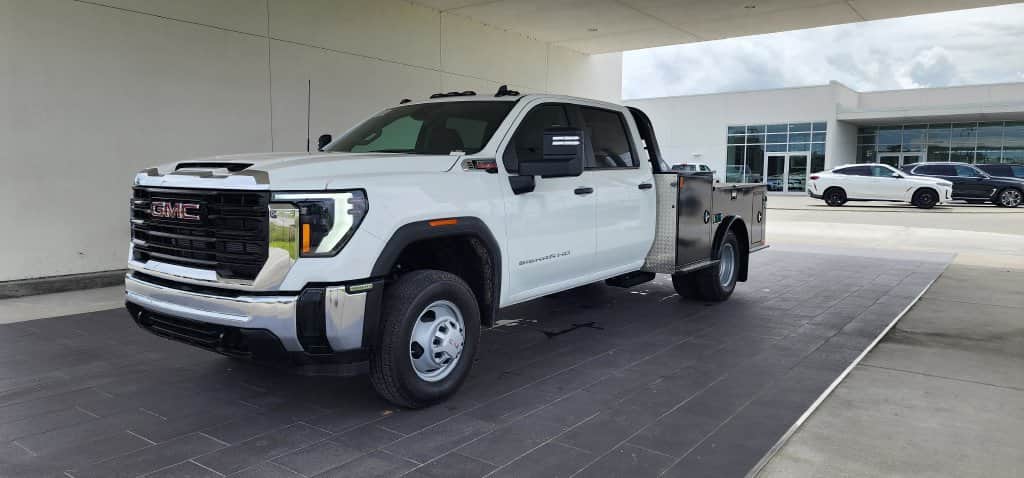 2026 GMC Sierra 3500 Hd Chassis Cab Pro