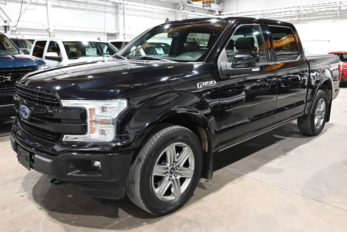 2019 Ford F-150 Lariat Supercrew 4x4 | 3.5l Ecoboost | Moonroof | Heated & Cooled Seats