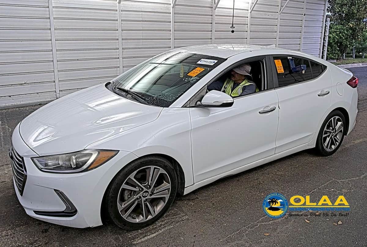 2017 Hyundai Elantra Limited Sedan 4d