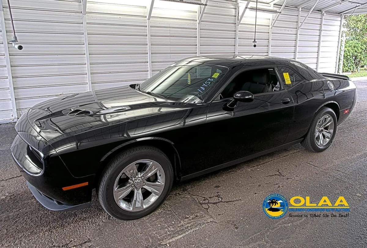2018 Dodge Challenger Sxt Coupe 2d