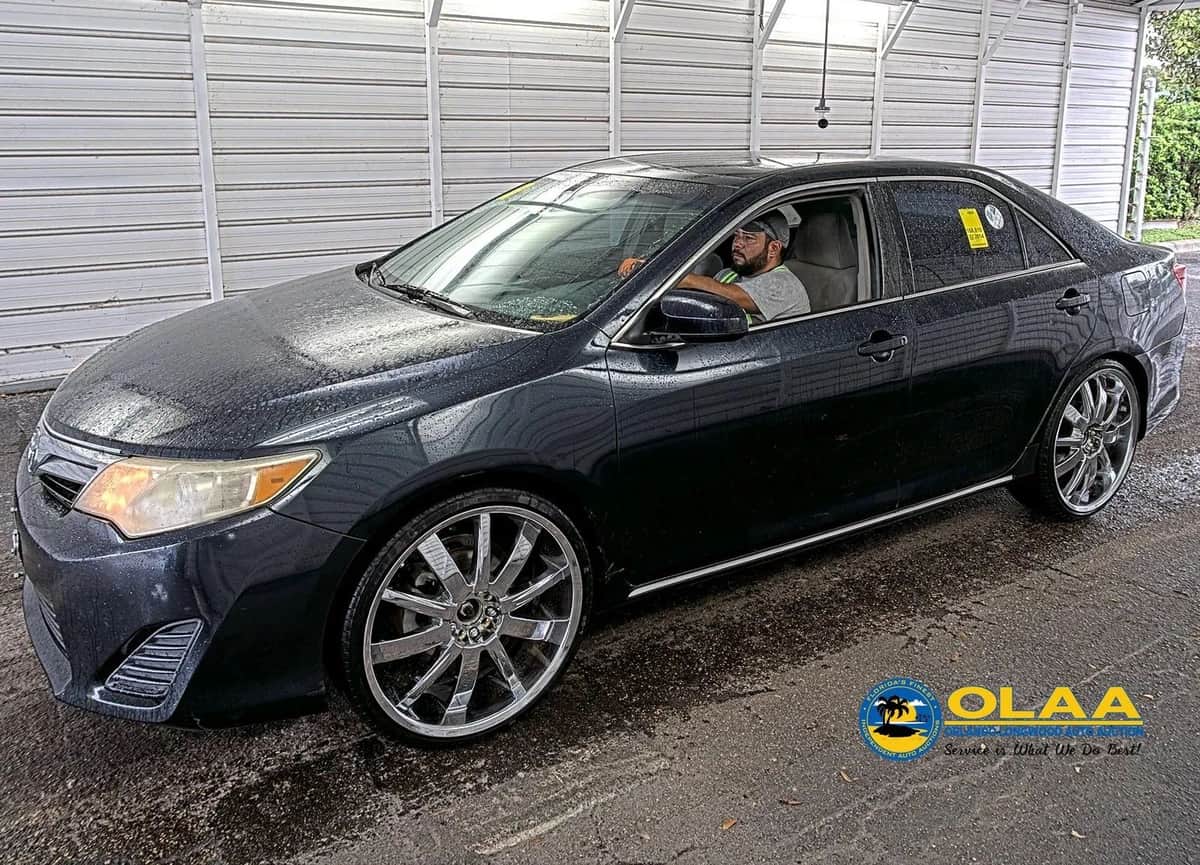 2014 Toyota Camry Le Sedan 4d